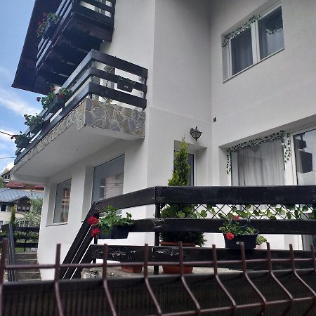 Miraj Hotel Азуга Екстериор снимка