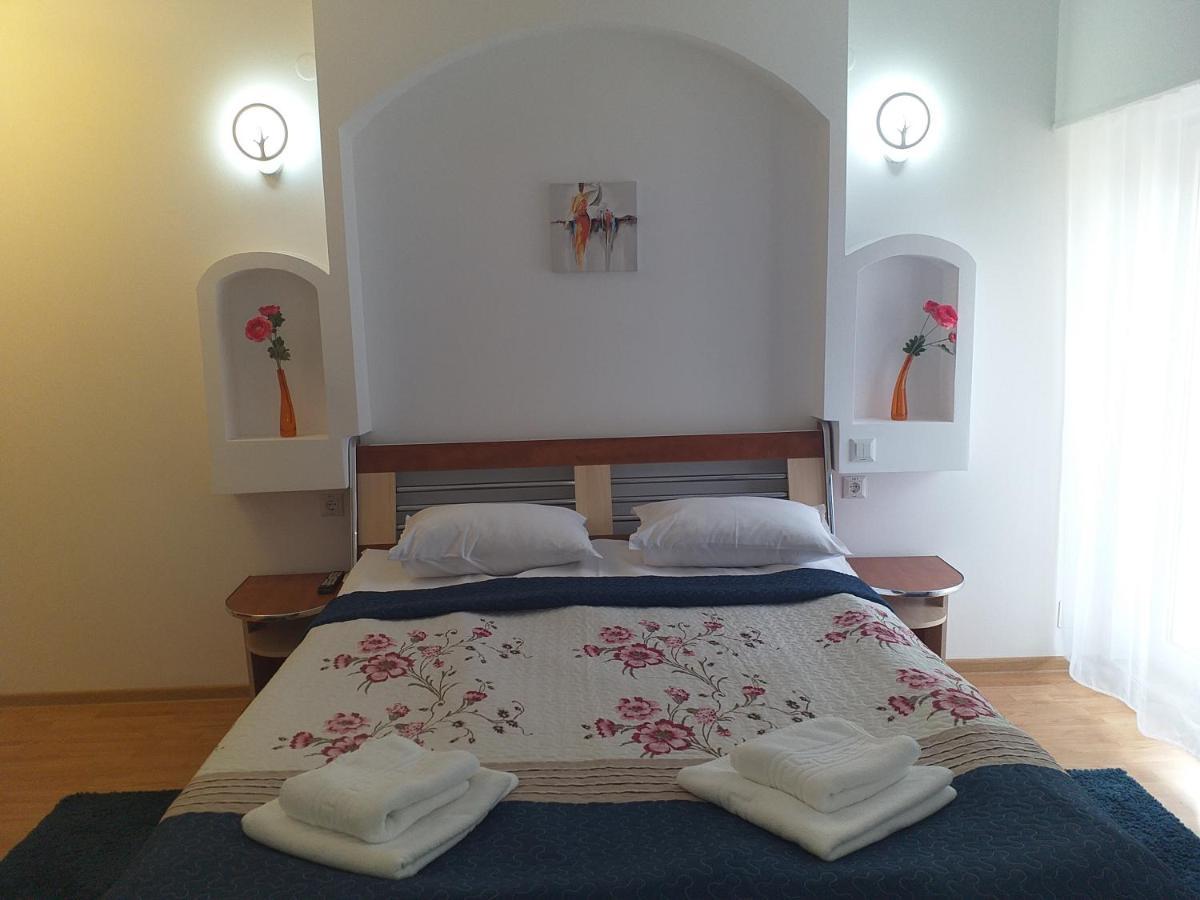 Miraj Hotel Азуга Екстериор снимка